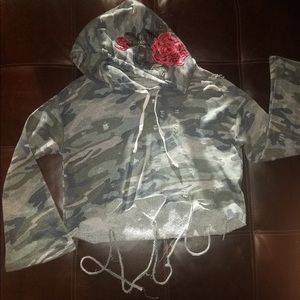 army fatigue deconstructed cropped sweatshirt